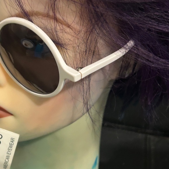 Vintage Anglo American Round White Sunglasses main image 9